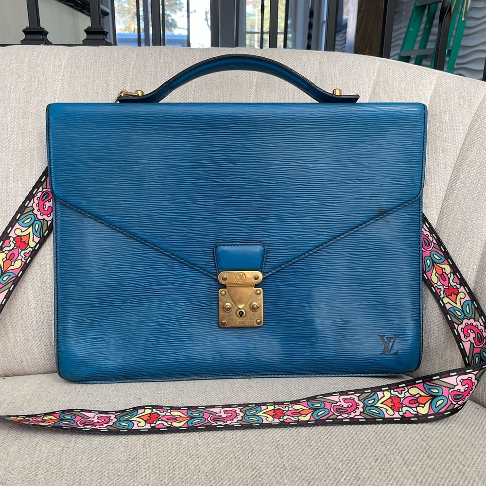 Louis Vuitton blue epi-business bag